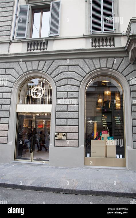 negozio di gucci a firenze|gucci italy outlet.